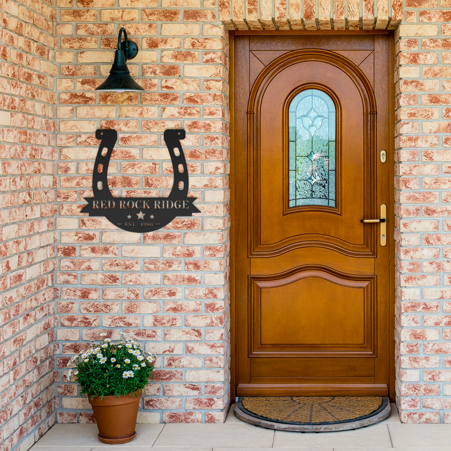 Horseshoe_Black_Brick_Entrance_Mockup.png